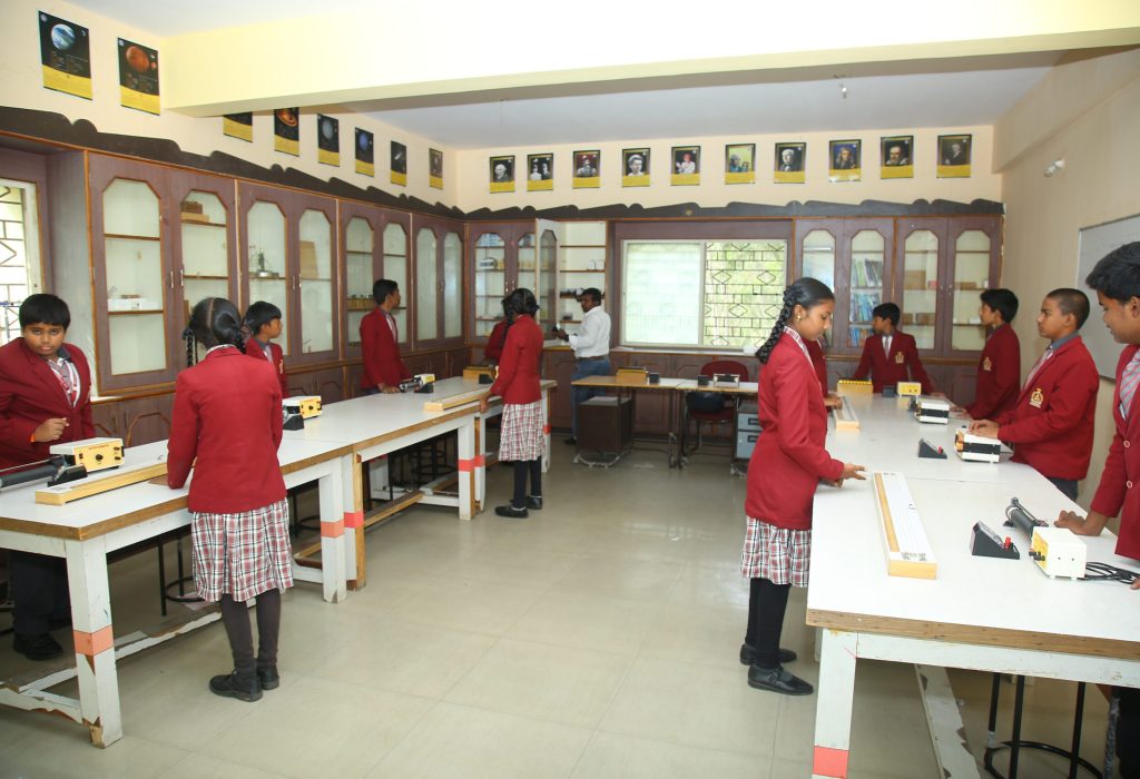 New Oxford School Lab